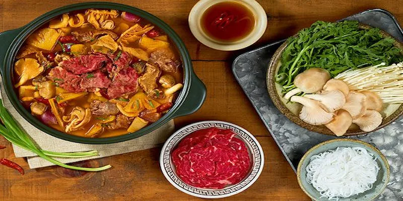 lẩu bò tươi Gia vị đậm đà – cay nhẹ, ấm bụng, thơm nồng